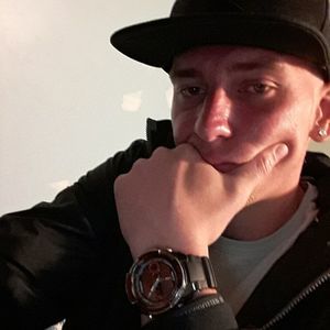 Meet your Posher, Kenny